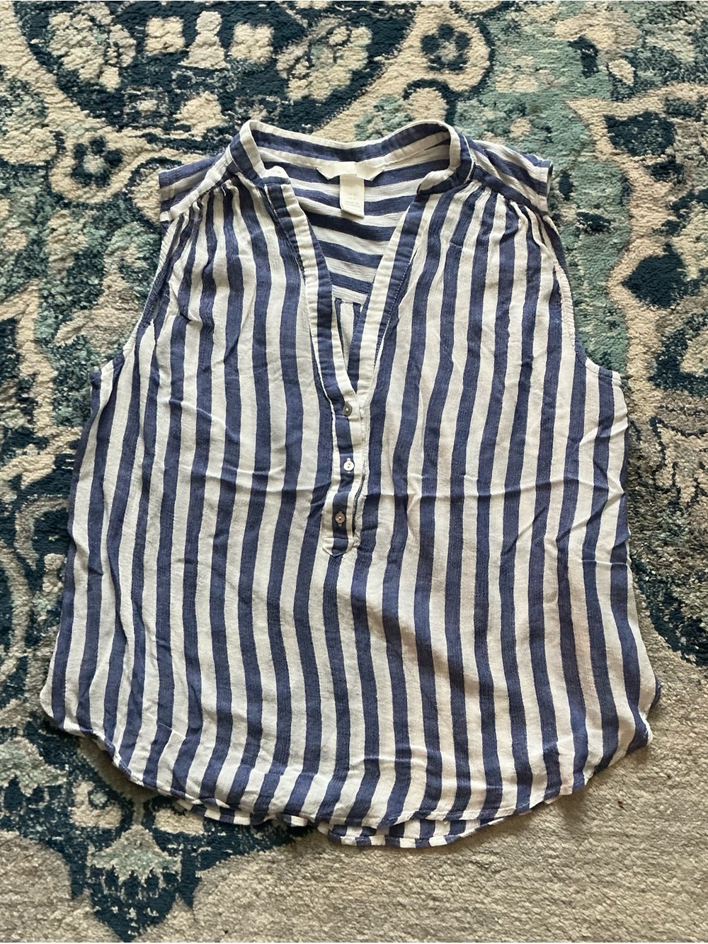 H&M blue/white sleeveless top. Size 12.